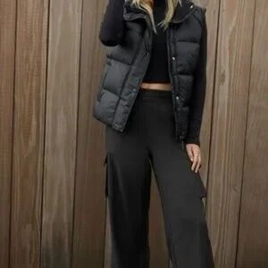 Beyond Yoga Wide Leg Cargo Pants City Chic Black size Large